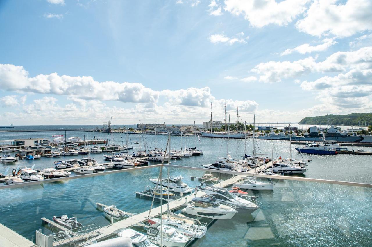 Yacht Park Premium Apartment Sea View 格丁尼亚 外观 照片
