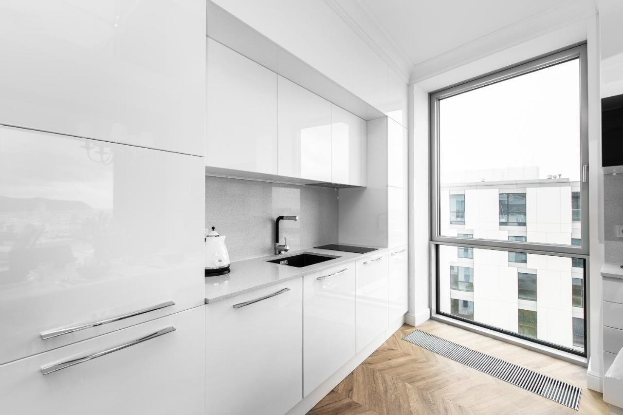 Yacht Park Premium Apartment Sea View 格丁尼亚 外观 照片