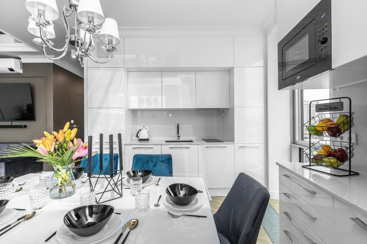 Yacht Park Premium Apartment Sea View 格丁尼亚 外观 照片